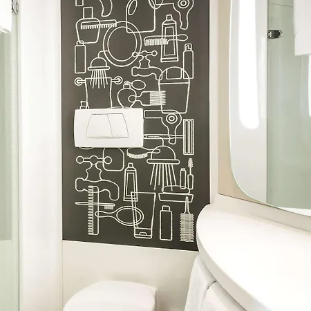 Ibis Paris La Defense Ξενοδοχείο 3*
