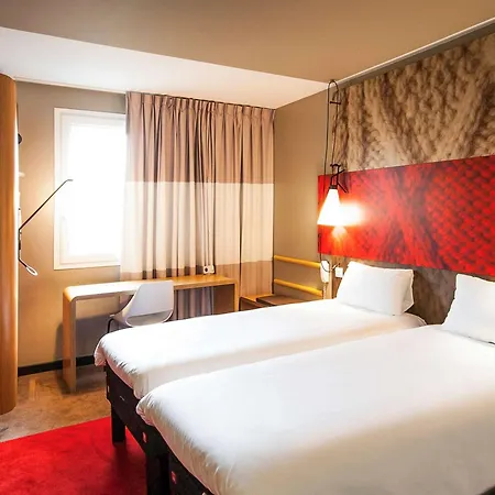 Ibis Paris La Defense Hotel Courbevoie