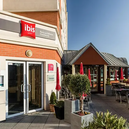 מלון Ibis Paris La Defense קורבוו