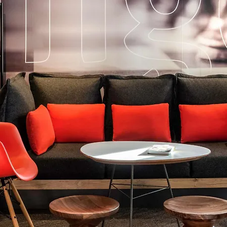 Hotel Ibis Paris La Defense Courbevoie