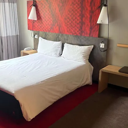 Ibis Paris La Defense מלון קורבוו