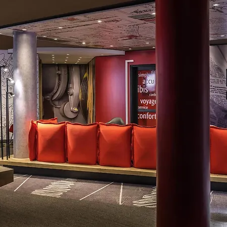 Ibis Paris La Defense