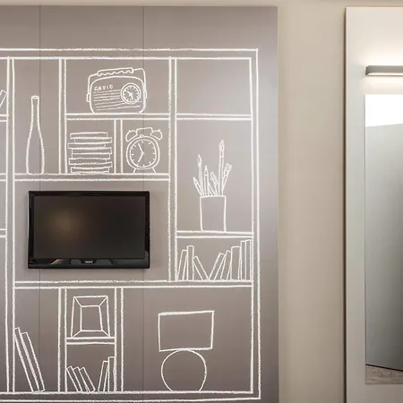 Ibis Paris La Defense Hotel 3*