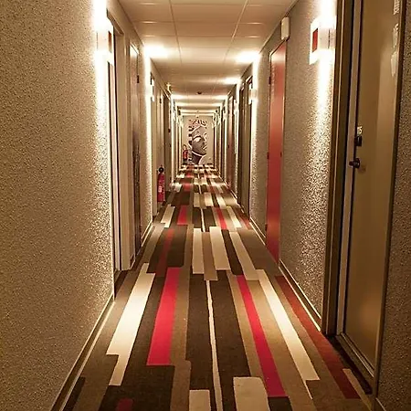 Ibis Paris La Defense Courbevoie