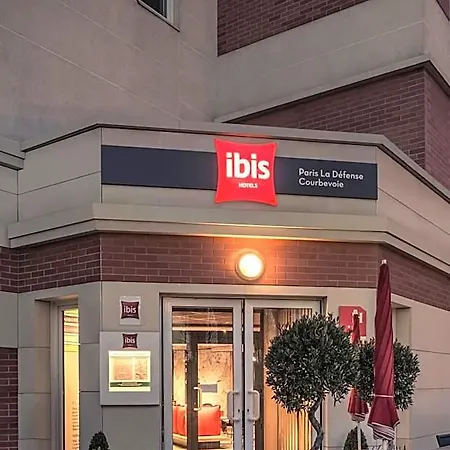 Ibis Paris La Defense 3* Courbevoie