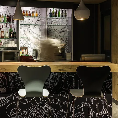 Ibis Paris La Defense Courbevoie