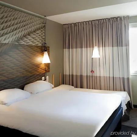 Ibis Paris La Defense Hotel Courbevoie