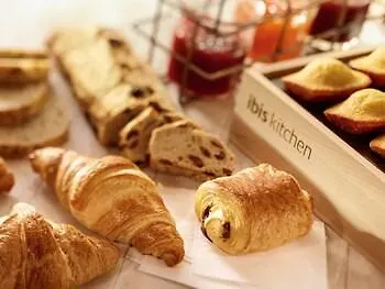 מלון Ibis Paris La Defense