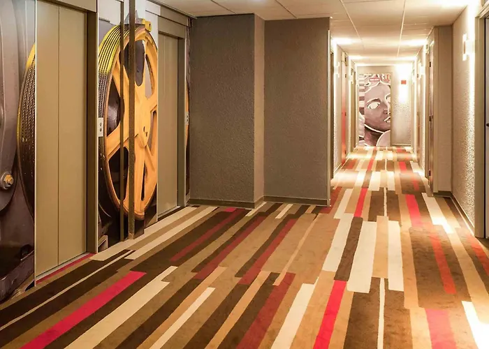 מלון Ibis Paris La Defense קורבוו