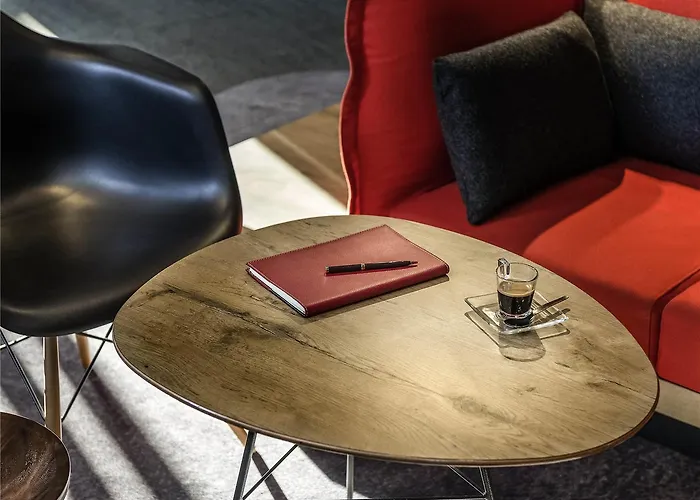 Ibis Paris La Defense מלון 3*