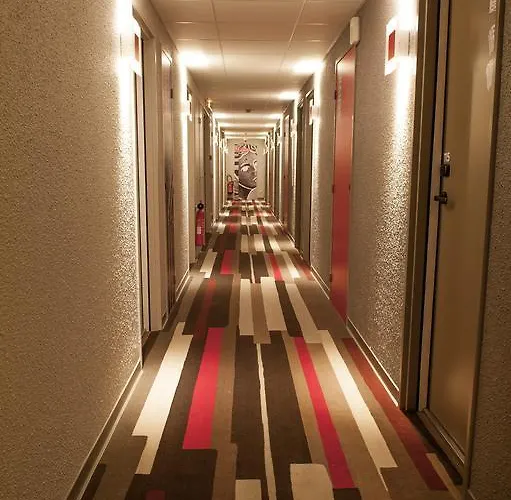 מלון Ibis Paris La Defense קורבוו