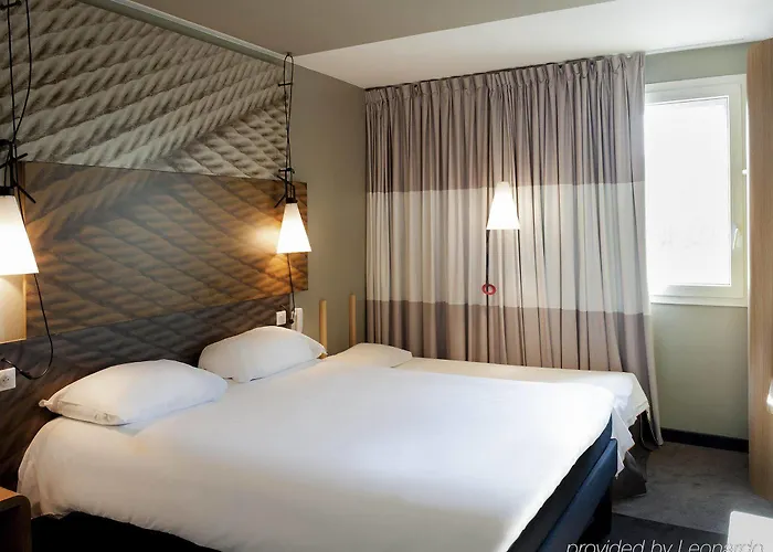 Ibis Paris La Defense מלון קורבוו