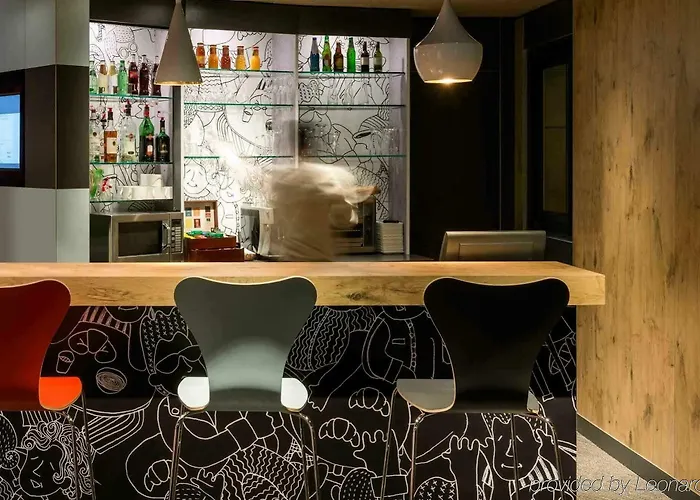 Ibis Paris La Defense 3* קורבוו