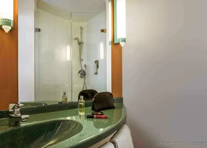 מלון Ibis Paris La Defense קורבוו